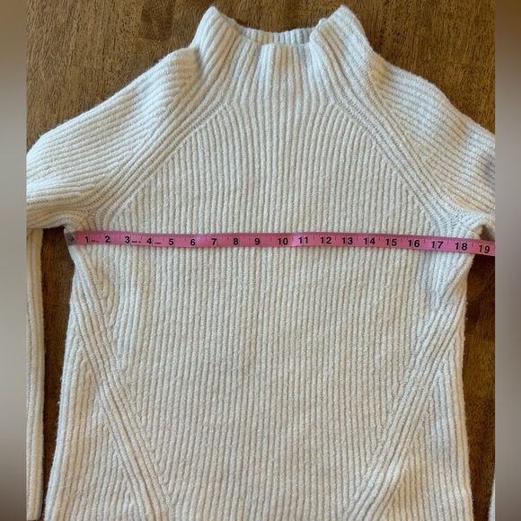 Madewell Northfield Mockneck Sweater Women's Medium Antique Cream Ribbed Soft - Picture 5 of 14